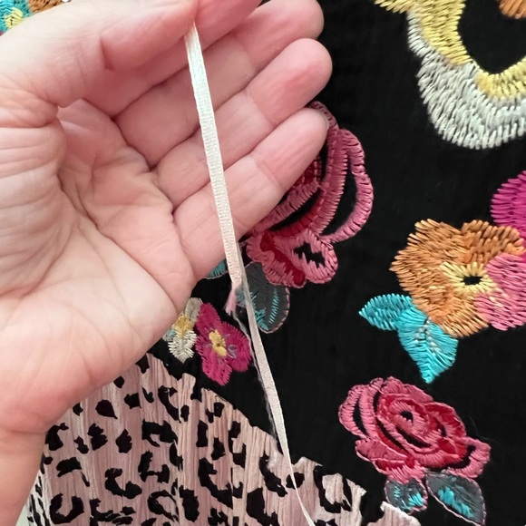 Savanna Jane Floral Embroidery Leopard Print Dress Size Small - Picture 12 of 14